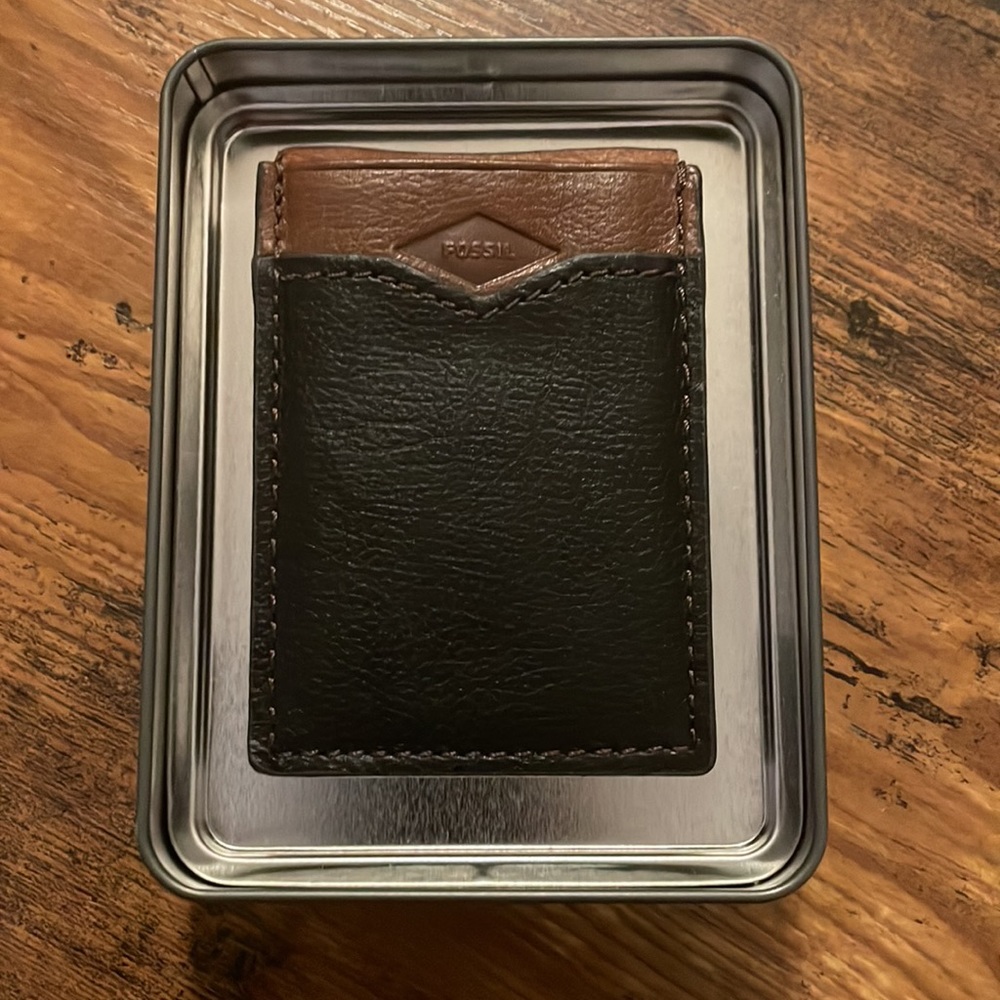 Fossil RFID wallet